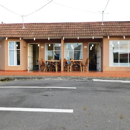 Condo Villa B27 Sleeps Five People - B28 Sleeps Six People - Price Includes Housekeeping Fees Not Taxes - Very Close To The Pool And Beach! Jacó Eksteriør bilde